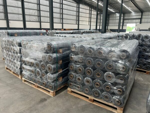 Weed Mat 1.2 Meter (4 Feet) Width 100 Meter (320 Feet) Length 110 GSM - Image 6