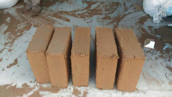 Cocopeat (5 kg block) Coir pith for kitchen and terrace gardening Potting Mixture Soil Manure (5 kg, Cake) - Image 2
