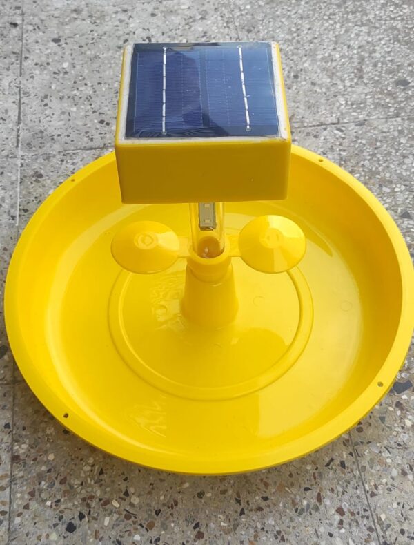 1.2 watt Solar Panel Mini Solar Light Trap for 1 Acre Area - Image 4