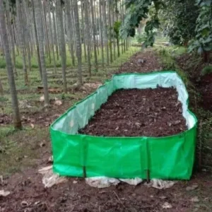 HDPE VERMICOMPOST BED with UV Stabilized Material of 450 GSM 6x4x2 FEET